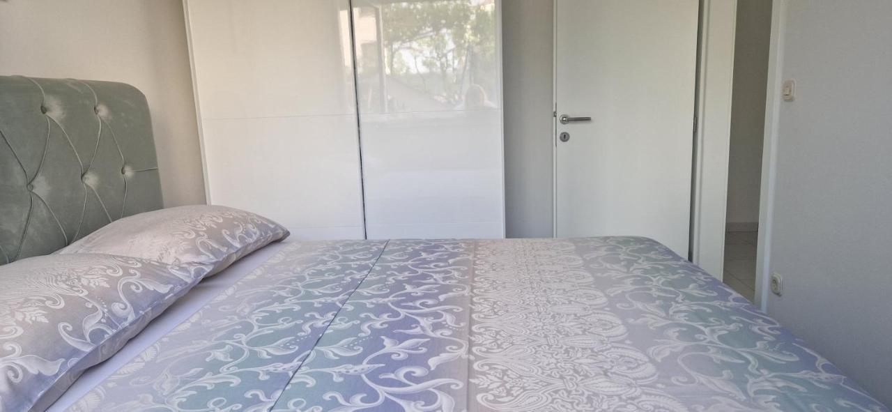 Apartmani Assa Krk Крк Экстерьер фото